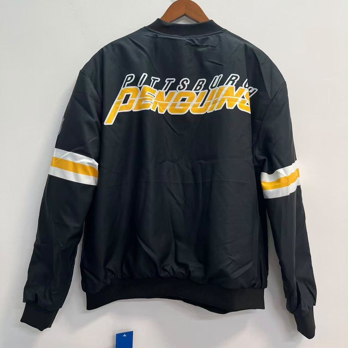Pittsburgh Penguins Official NHL Starter jacket / Winter product image 2