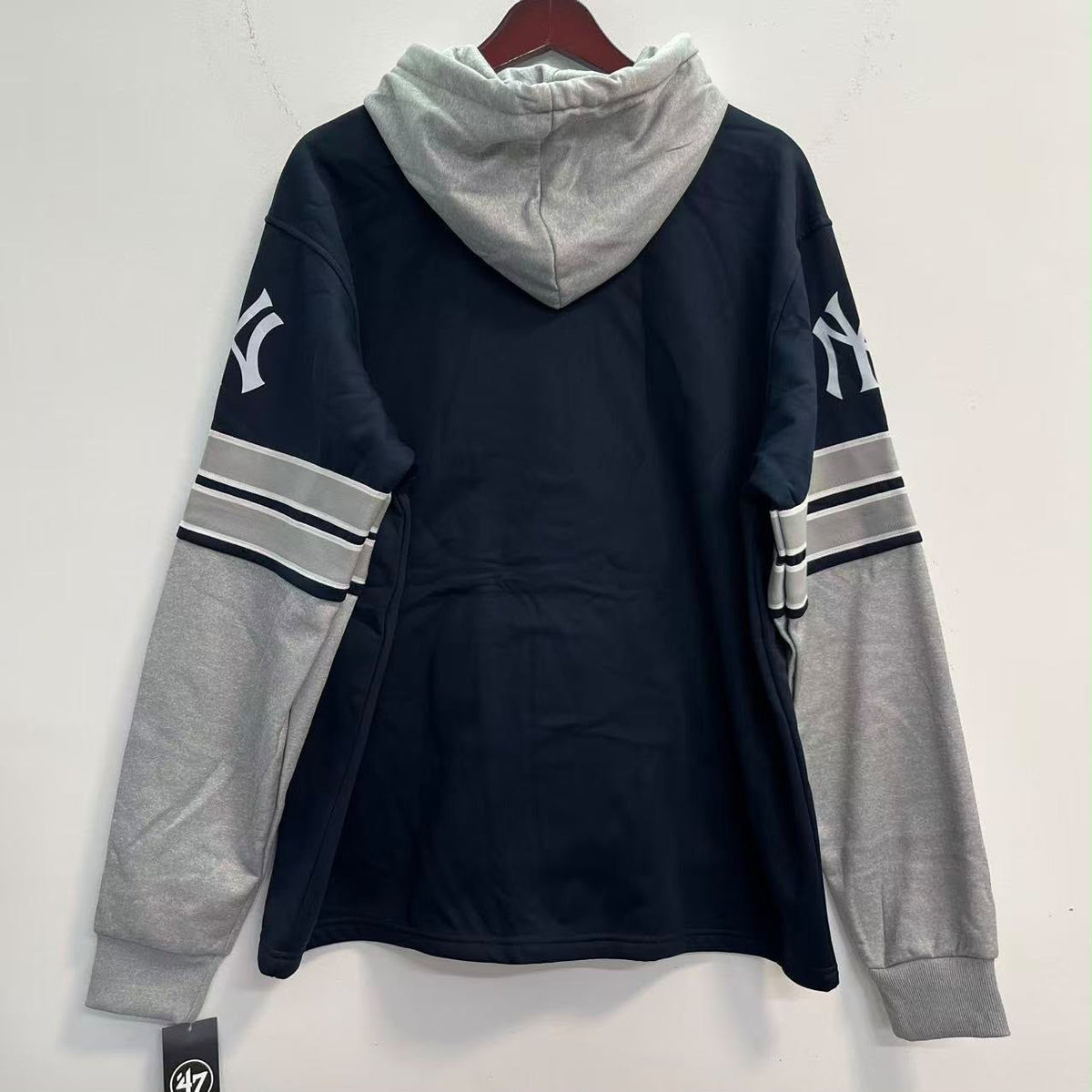 New York Yankees Official MLB 47 brand hoodie product image 3